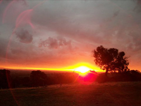 Heathcote Views Bed & Breakfast - Accommodation Cairns 2