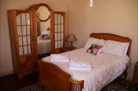 Hotel Corones Charleville - Accommodation Cairns 2