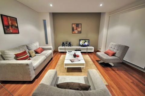 La Loft Apartments - Accommodation Cairns 3