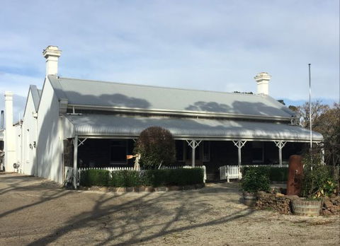 Little River Bed And Breakfast - Accommodation Cairns 0