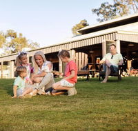 Paradise Country Farmstay - Accommodation Cairns