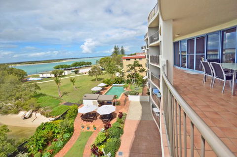 Sails Resort On Golden Beach - Accommodation Cairns 1