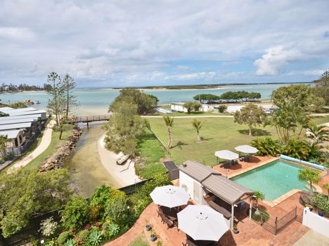 Sails Resort On Golden Beach - Accommodation Cairns 3