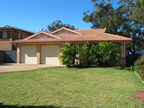 Seawest - Hawks Nest Accommodation - Accommodation Cairns 0