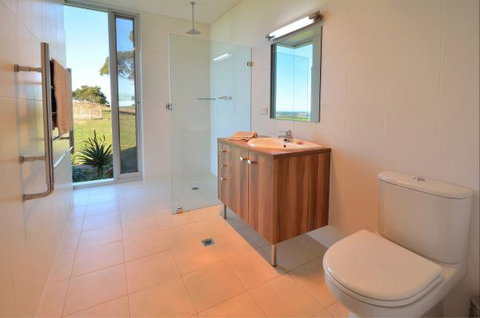 Tammar Ridge - Accommodation Cairns 7
