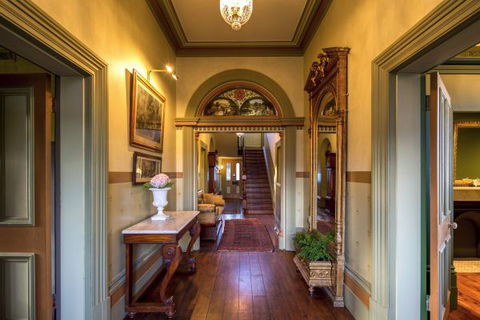 The Corinda Collection - Accommodation Cairns 4