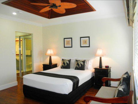 Villa Beach - Accommodation Cairns 3