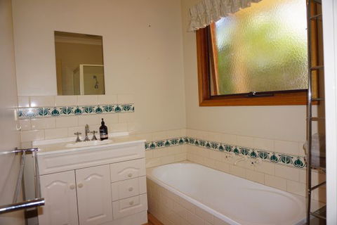 Abrigo Apartment - Accommodation Cairns 5