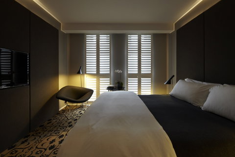 Burbury Hotel - Accommodation Cairns 0