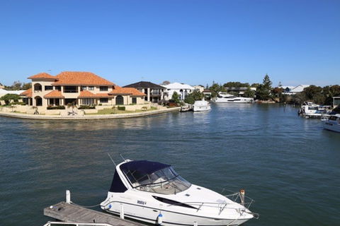 Port Mandurah Canals - Luxury Guest House - Accommodation Cairns 7