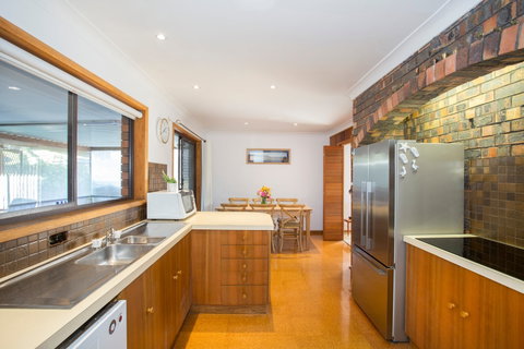 Relaxed Homely Retreat - Accommodation Cairns 4