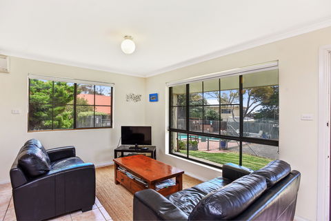 Unit 3, 5-/ Surf Avenue, Carrickalinga - Accommodation Cairns 0