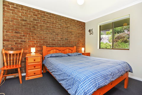 Unit 3, 5-/ Surf Avenue, Carrickalinga - Accommodation Cairns 2