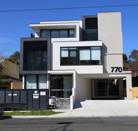 Whitehorse Apartments Hotel - Accommodation Cairns