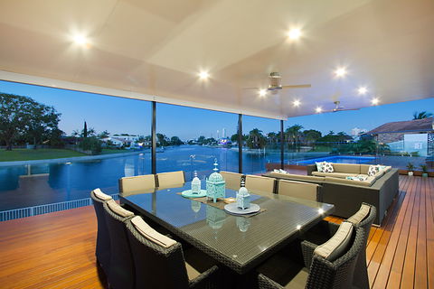 Whitehaven At Broadbeach - Vogue Holiday Homes - Accommodation Cairns 2