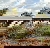 Alpana Station - Accommodation Cairns