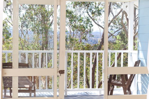 Blue Peace: Blue Mountains Home - Accommodation Cairns 4