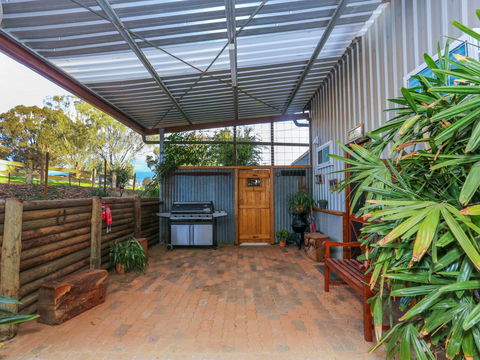 DCs Madra - Accommodation Cairns 2