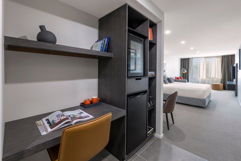 Deco Hotel Canberra - Accommodation Cairns 2
