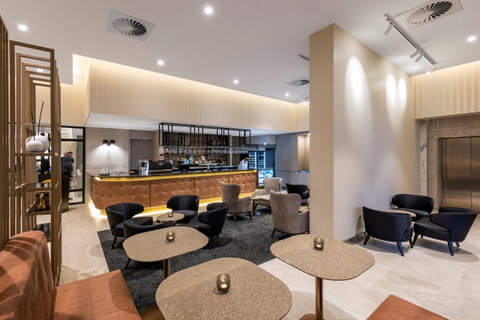 Deco Hotel Canberra - Accommodation Cairns 4