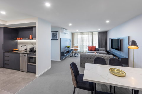 Deco Hotel Canberra - Accommodation Cairns 7