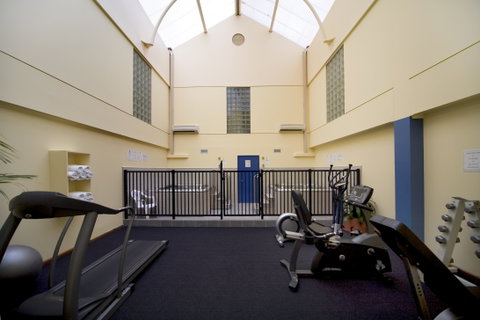 Madison Capital Executive Apartment Hotel - Accommodation Cairns 2