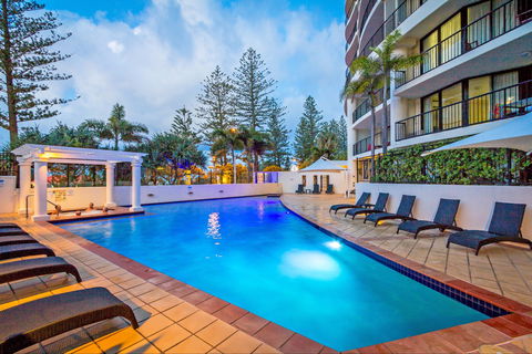 Mantra Coolangatta Beach - Accommodation Cairns 1