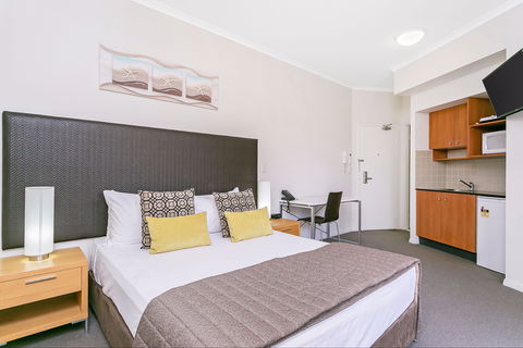 Mantra Coolangatta Beach - Accommodation Cairns 3