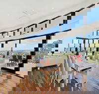 McLaren Eye - Accommodation Cairns
