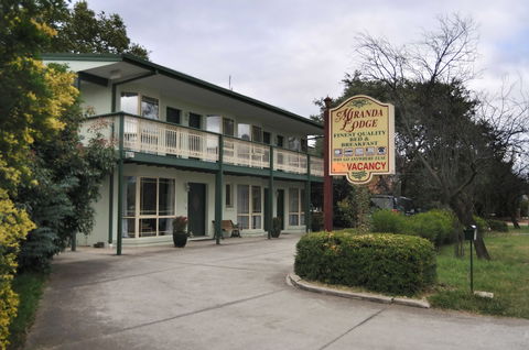 Miranda Lodge - Accommodation Cairns 1