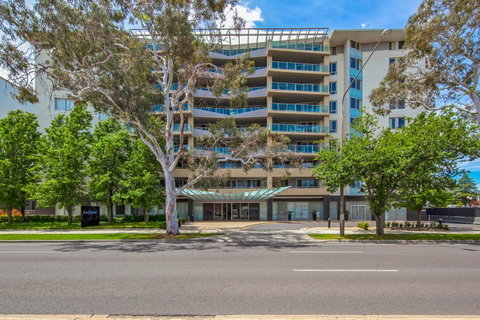 Pacific Suites Canberra - Accommodation Cairns 1