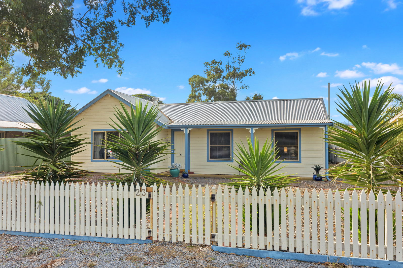 Hay Flat SA Accommodation Cairns