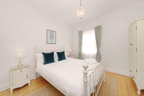 Poets Cottage - Accommodation Cairns 2