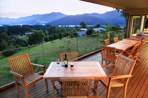 Queens Cottage - Accommodation Cairns 1