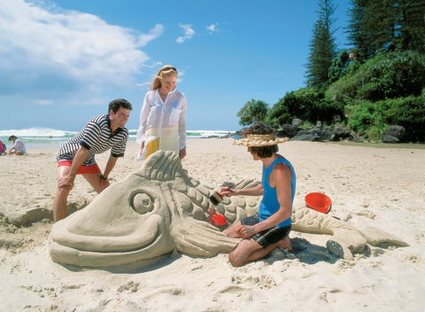 St George's Defence Holiday Suites Incorporating The Garland Luxury Apartments - Accommodation Cairns 7