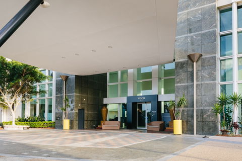 Voco Gold Coast - Accommodation Cairns 1