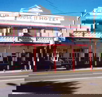 Club House Hotel - Accommodation Cairns