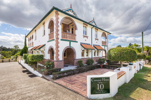 Cumquat House - Accommodation Cairns 0