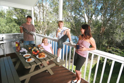 Kirra Beach Tourist Park - Accommodation Cairns 2