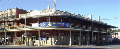 Murrumbidgee Hotel - Accommodation Cairns 0