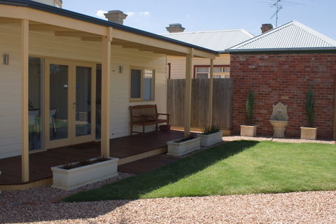 Sabina On Little Myers - Accommodation Cairns 0