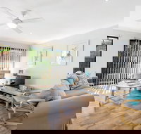 Shearwater at Shoal Bay Cottage One - Dogs Welcome - Accommodation Cairns