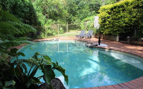 Sunshine Valley Cottages - Accommodation Cairns 2