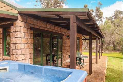 Yelverton Brook Eco Spa Retreat And Conservation Sanctuary - Accommodation Cairns 1