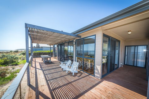 20 Lady Bay Road - Accommodation Cairns 1