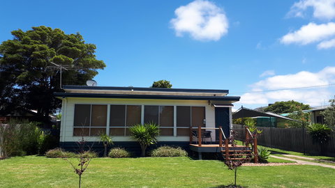 Bay Bell Cottage - Accommodation Cairns 0