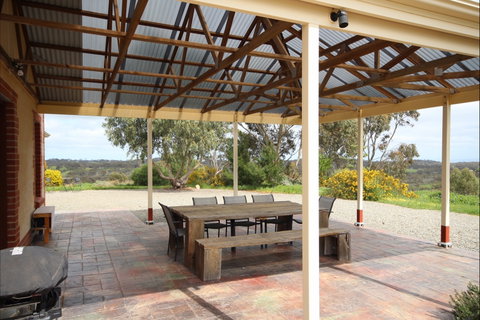 Clare View Accommodation - Clare View House - Accommodation Cairns 2