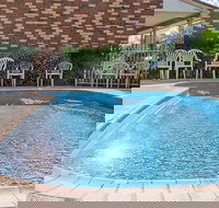 Highway Inn Motel - Accommodation Cairns