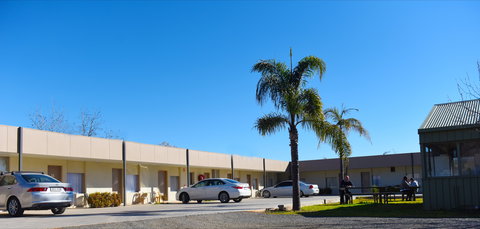 Mia Motel - Accommodation Cairns 1