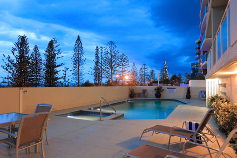 Pacific Beach Resort - Accommodation Cairns 0